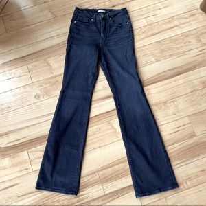 Good American Good Flare Jeans